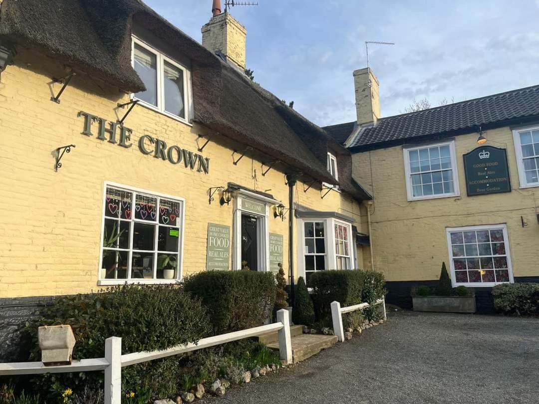 The Crown, Smallburgh Kültér fotó